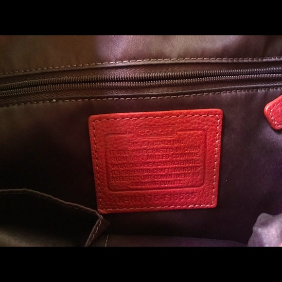 Coach Bag🍒 - Picture 3 of 3